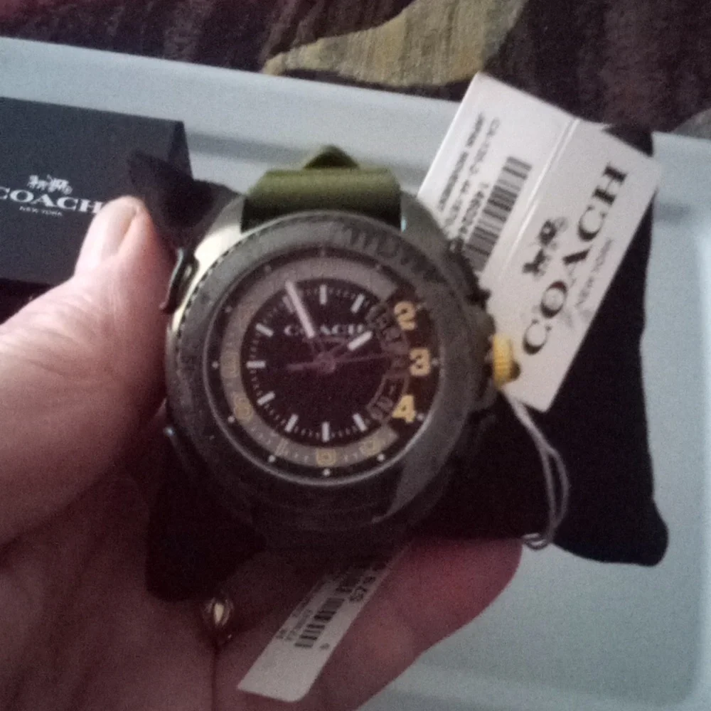 Coach Watch - Picture 2 of 4